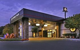 The Crowne Plaza Suffern Ny